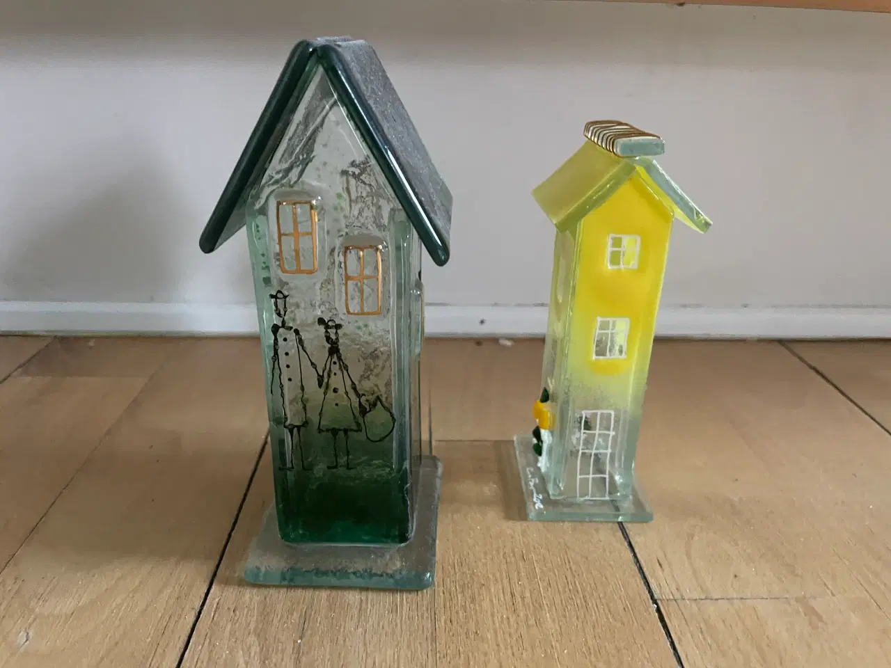 Billede 3 - Glas huse 3 stk sorte