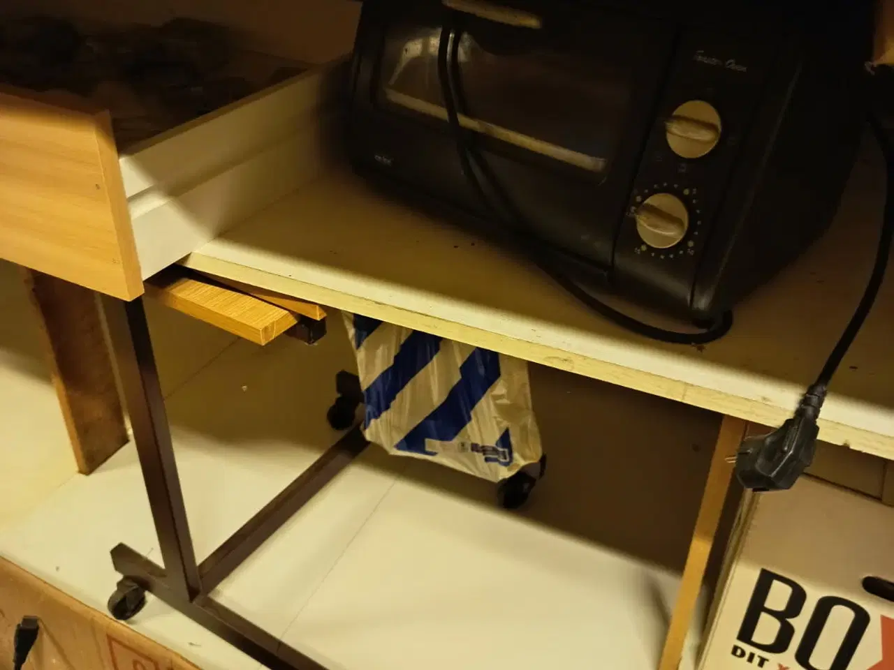 Billede 15 - En masse fra huset jeg skal af med 