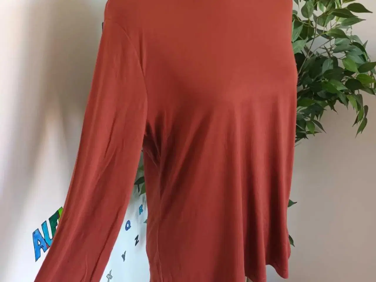 Billede 4 - Top. Vero Moda. XL/42