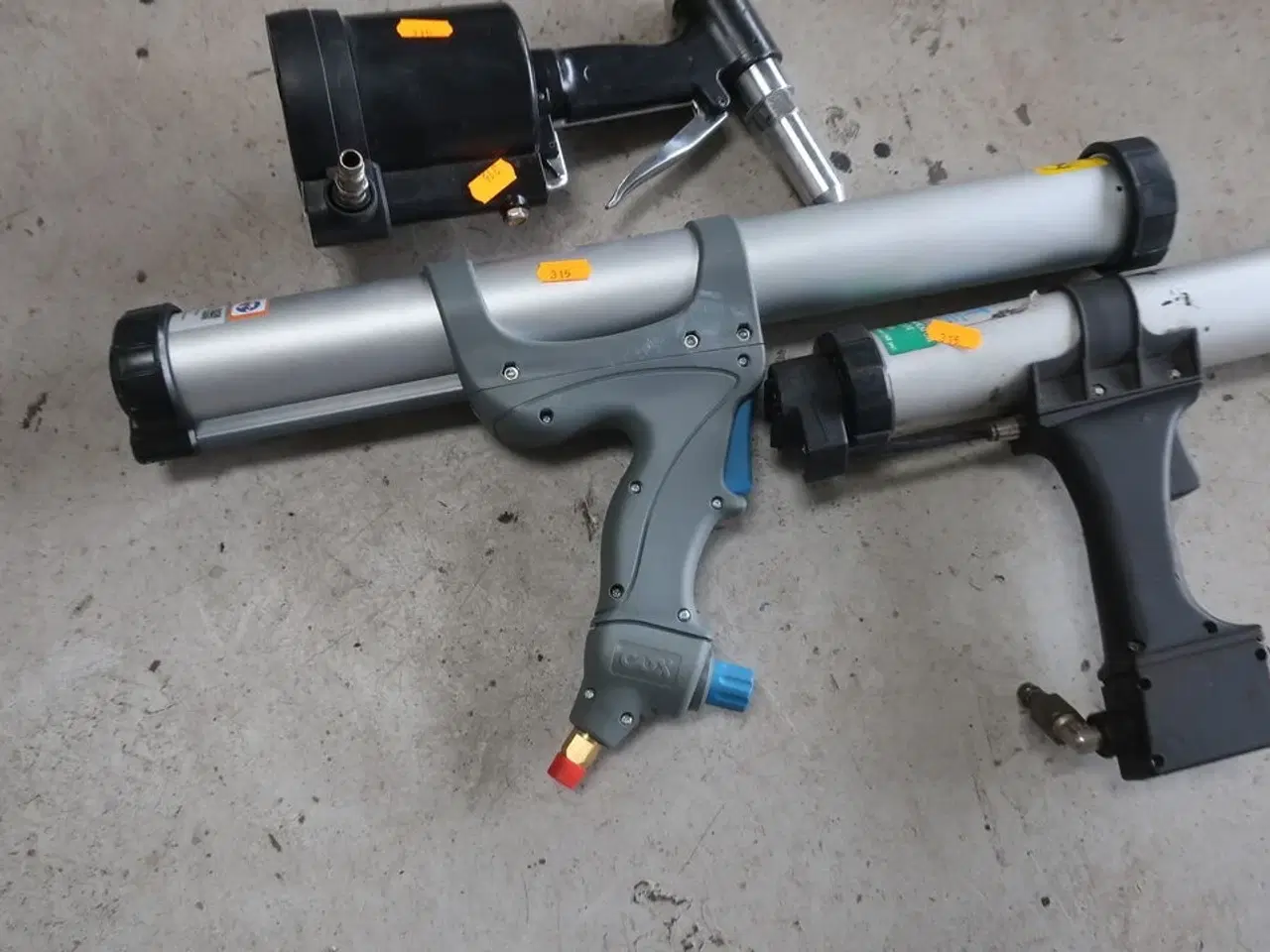 Billede 3 - 2 stk. fugepistoler samt popnitteværktøj