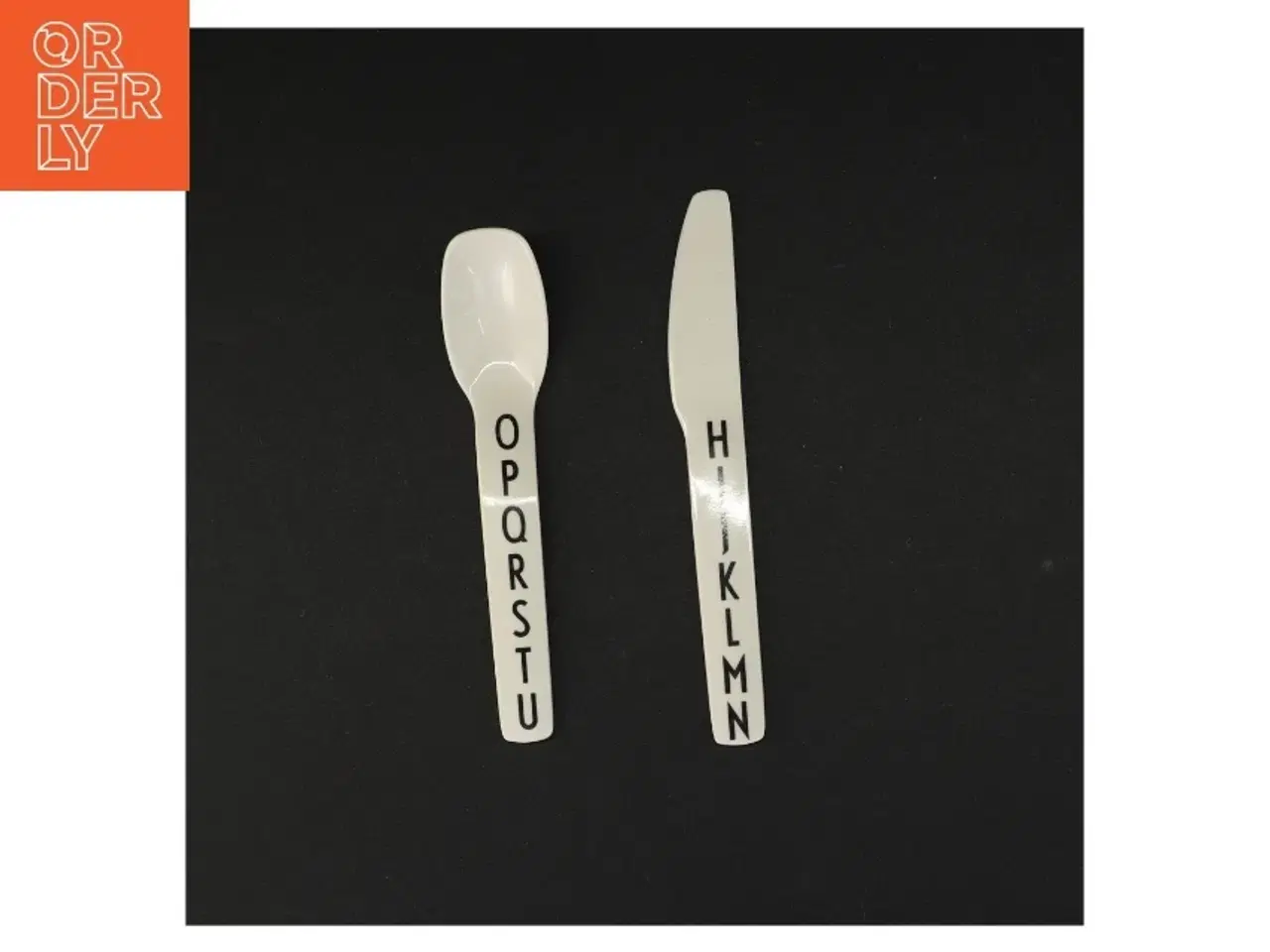 Billede 1 - Bogstav bestik fra Design Letters (str. 16 x 3 cm og 17 x 2 cm)