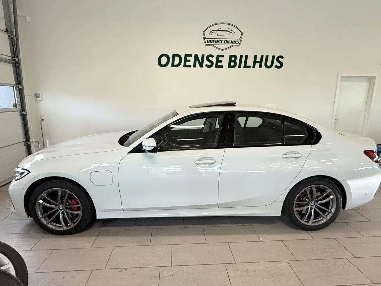 Billede 2 - BMW 330e 2,0 Sport Line aut.