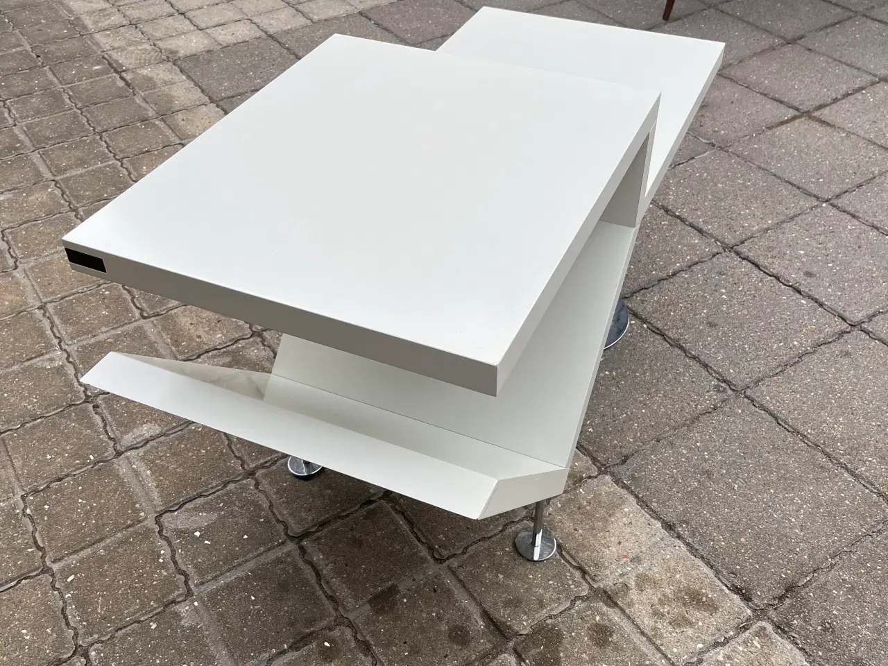 Billede 2 - B og O TV BORD ELLER TIL ANLÆG.