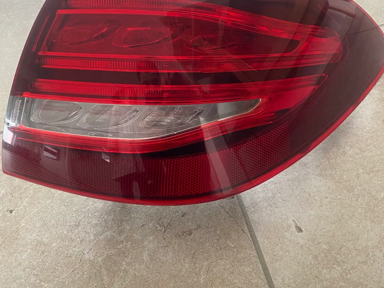 Billede 2 - Orginale S205 Mercedes baglygte med Led