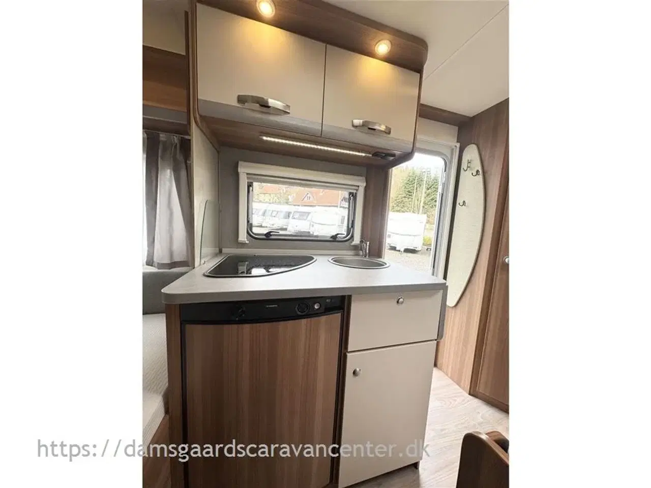 Billede 12 - 2018 - Weinsberg CaraOne 390 QD   Dobbeltseng-Gulvtemp.-Mover-Telt