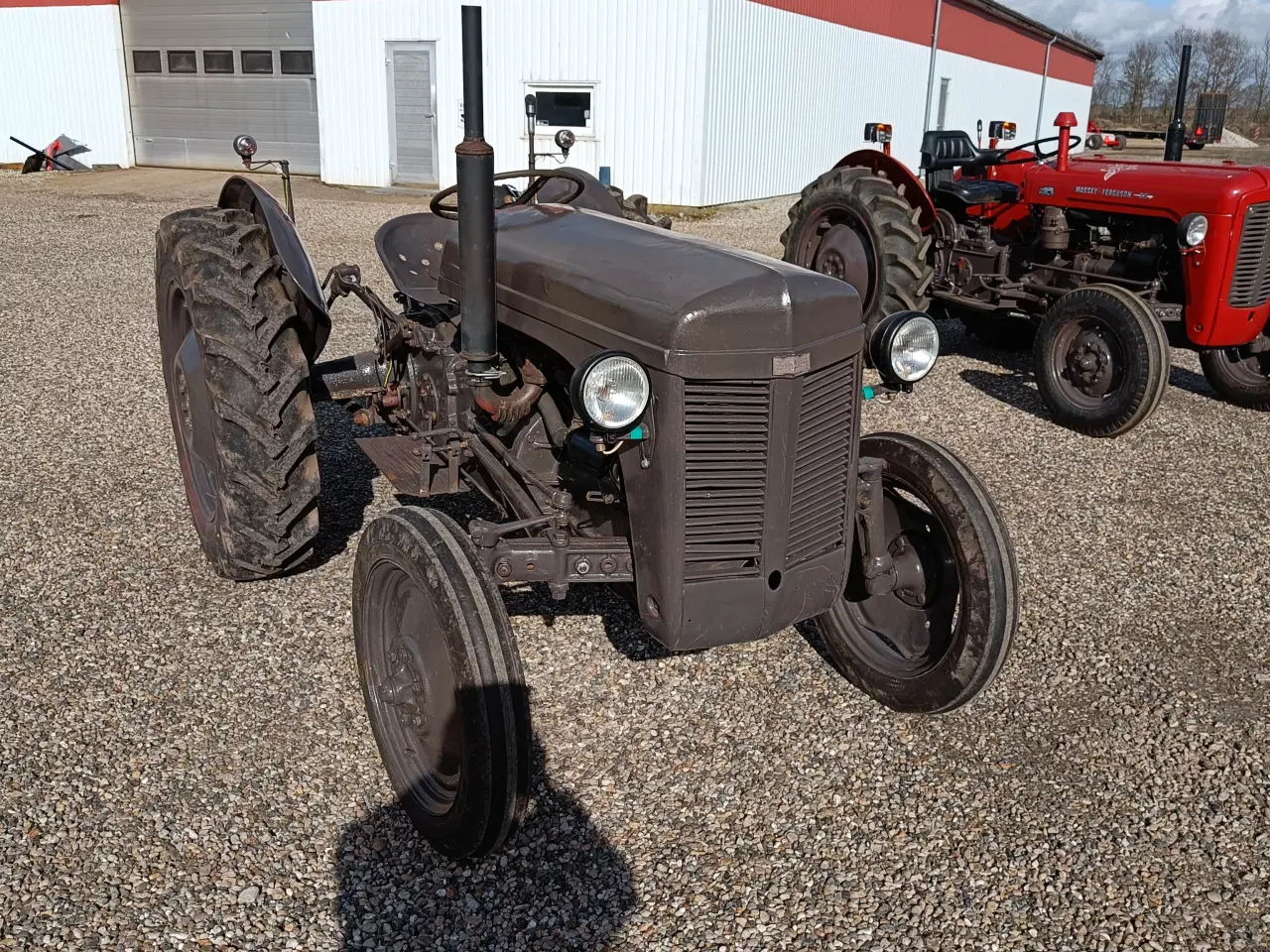 Billede 1 - Ferguson 31 Benzin