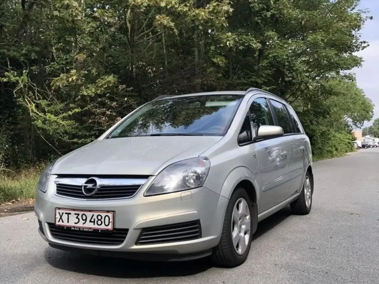 Billede 1 - Velholdt 1 ejers Opel zafira 