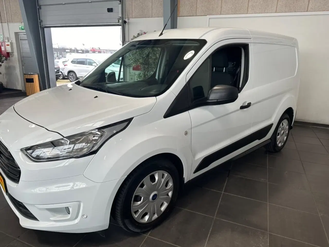 Billede 3 - Ford Transit Connect 1,0 SCTi 100 Trend kort