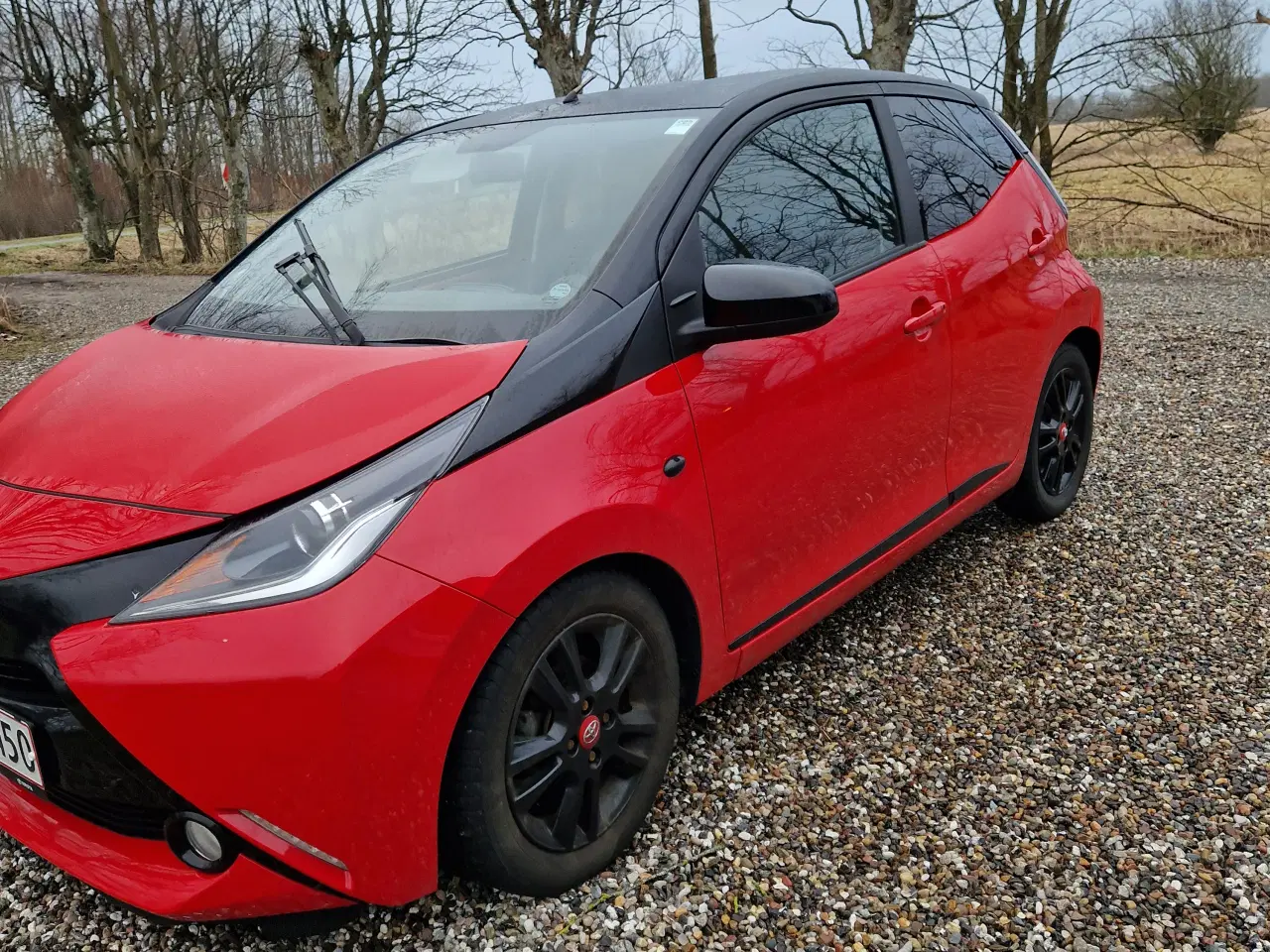 Billede 1 - Toyota AYGO årgang 2017 1,0 5d VVT-I X-Cite