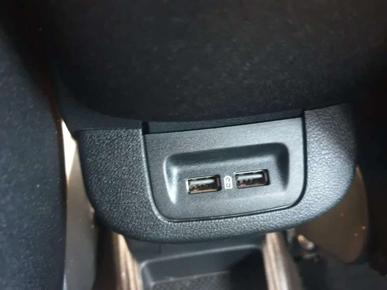 Billede 8 - Fin øko. Bil med nr. Plader sælges