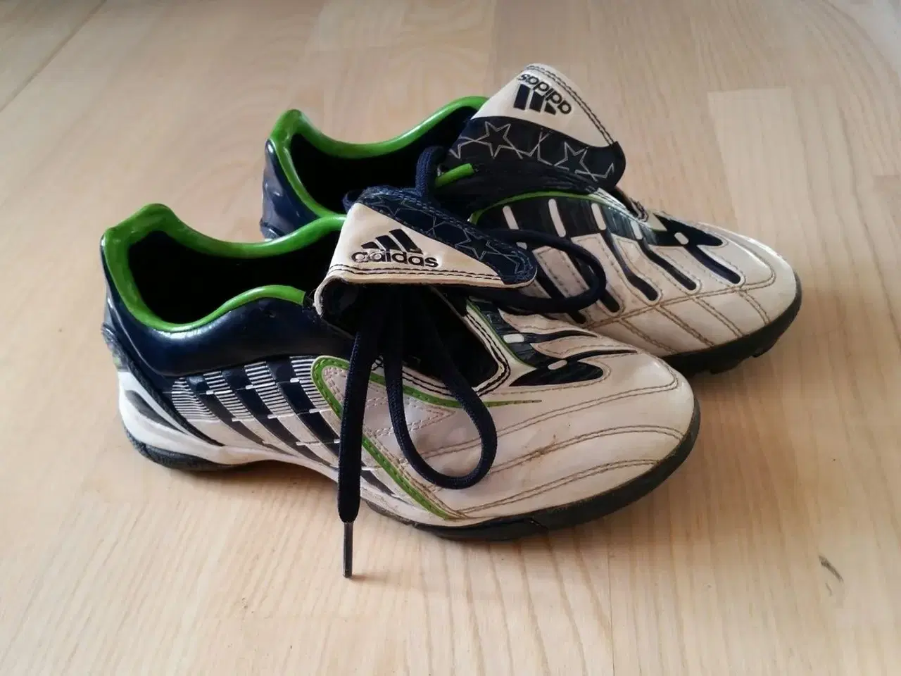 Billede 1 - Adidas støvler