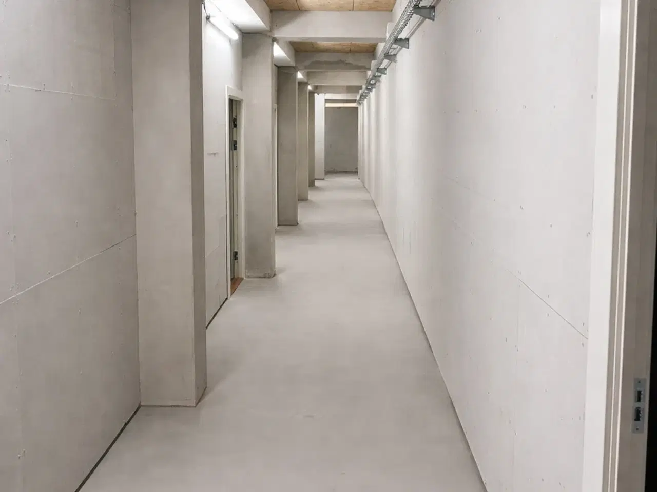 Billede 6 - Højloftet flotte kælderlokaler på Frederiksberg