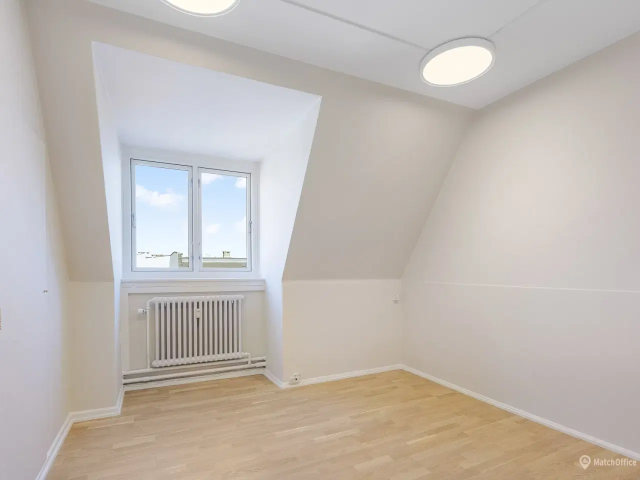 Billede 9 - INGEN BINDING - Kontorlejemål på 235 m² med flot udsigt til Tivoli og Glyptoteket