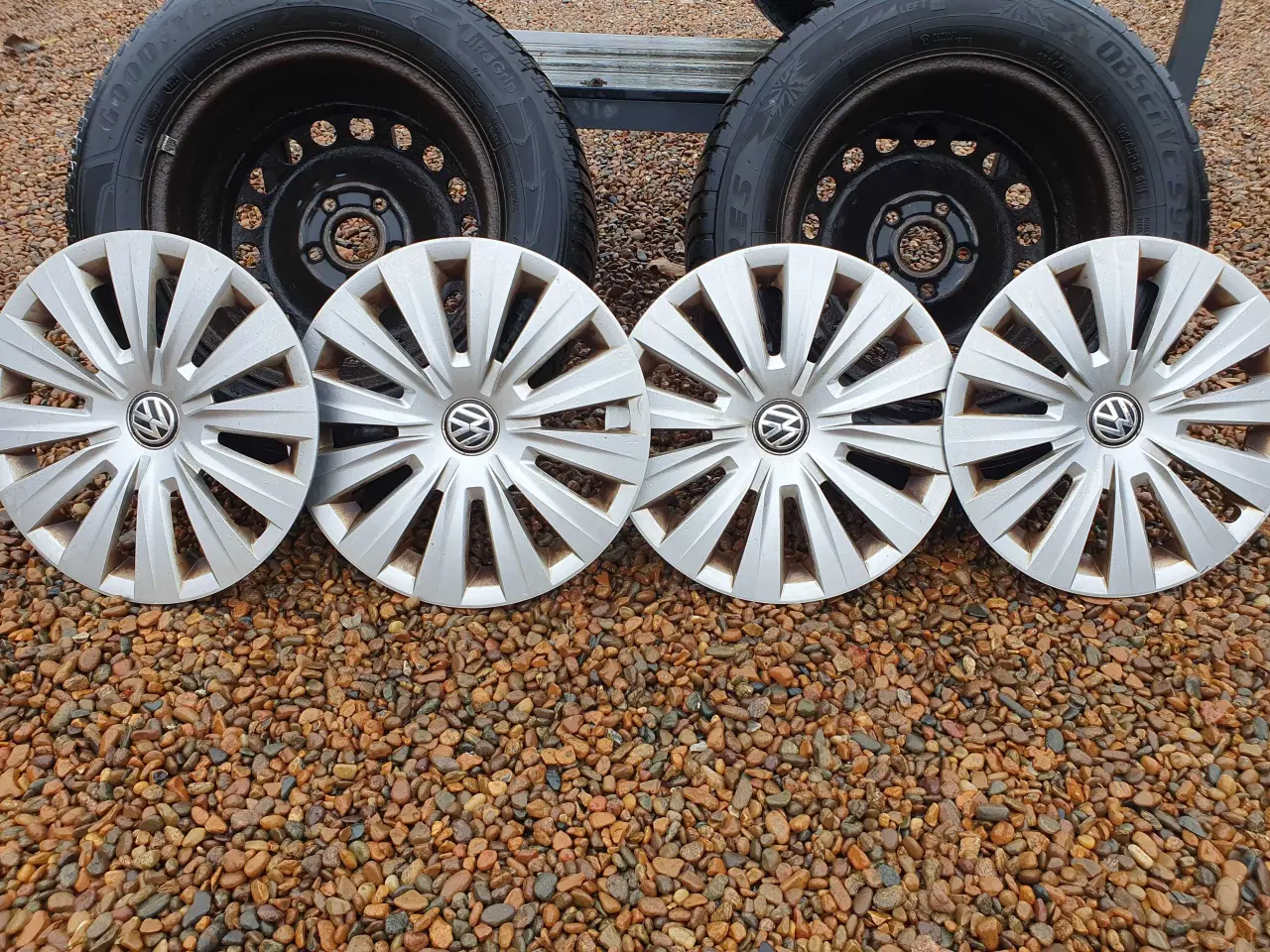 Billede 1 - Hjulkapsler sælges 