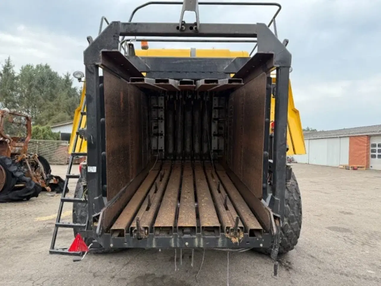 Billede 17 - New Holland BB9090 Sælges i dele/For Parts