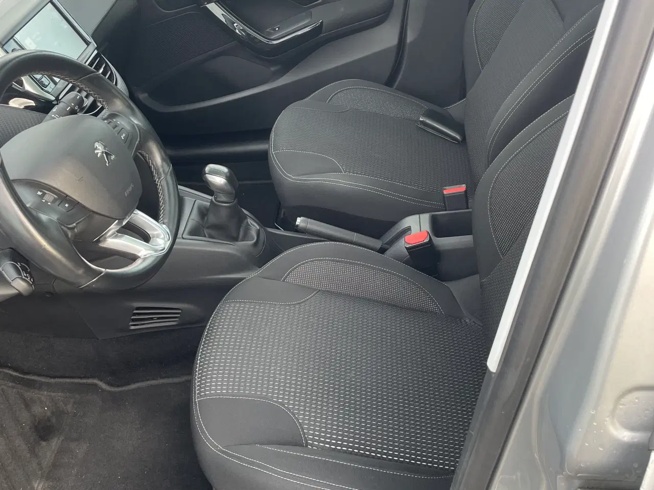Billede 7 - Peugeot 208 hdi - 1 ejer - 121700 km