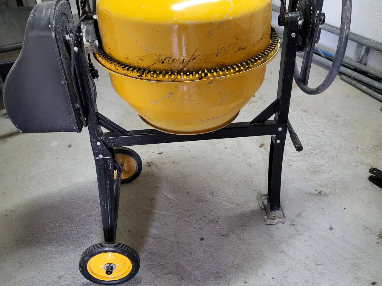 Billede 1 - Betonblander 120 liter