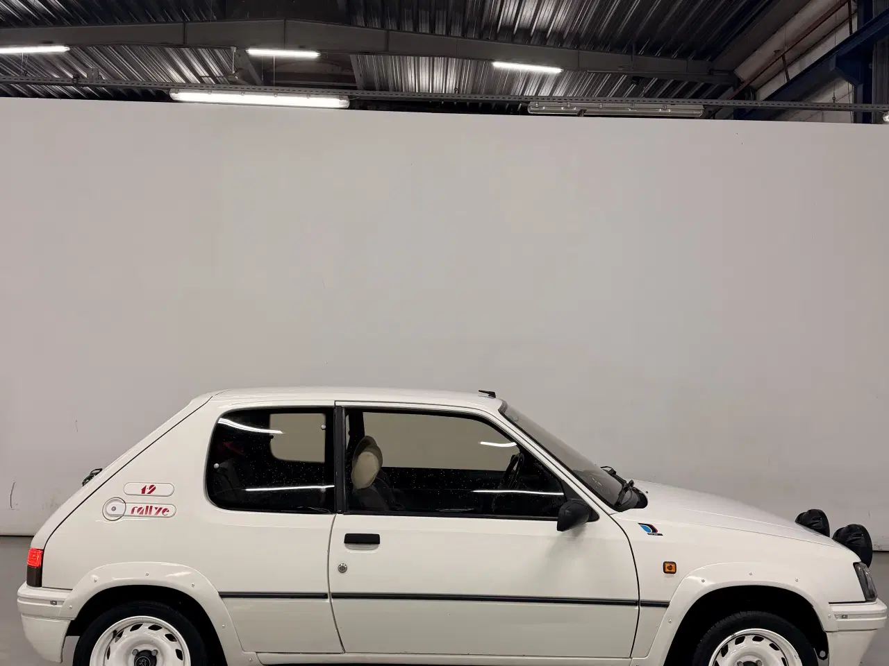 Billede 12 - Peugeot 205 1.9 Rallye look 