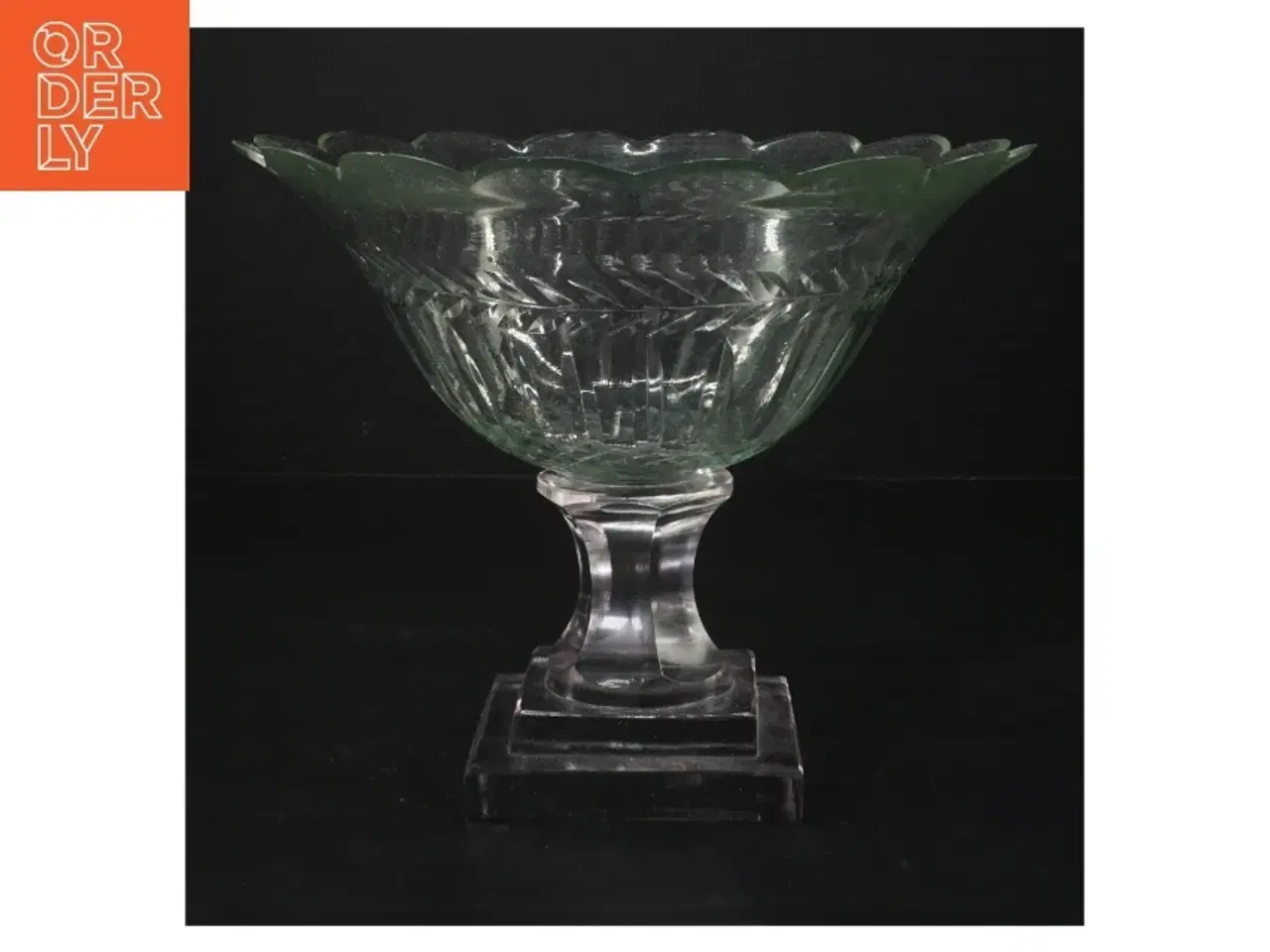 Billede 1 - Glasopsats med dekoration (str. H. 18 cm. 22 cm)