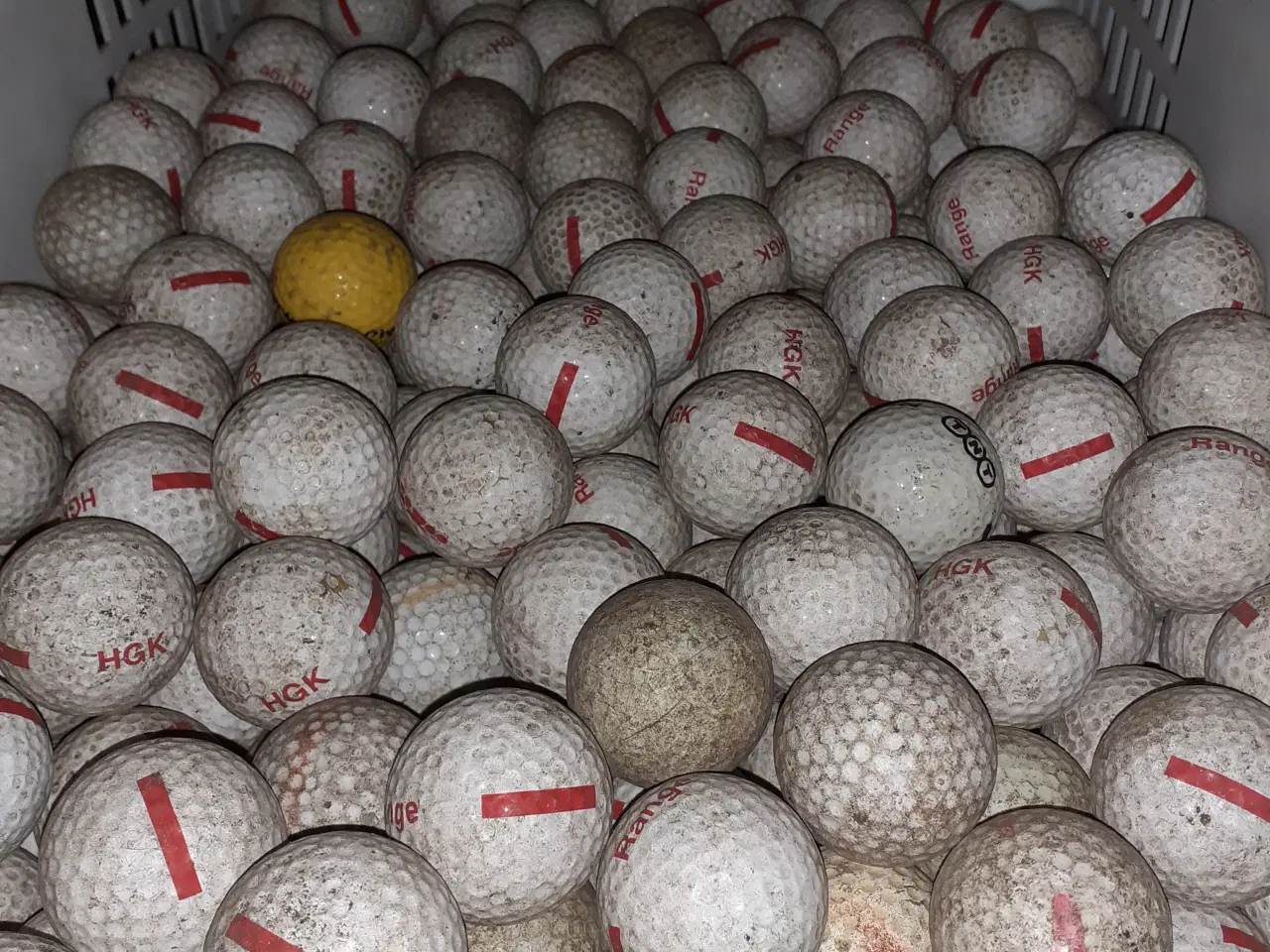 Billede 2 - golf kugler   ring om pris 1,50 stk pris