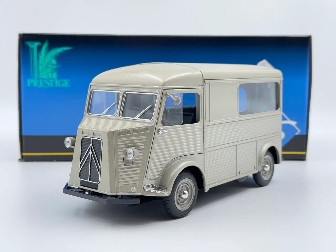 Billede 1 - 1962 Citroën Type HY 1:18