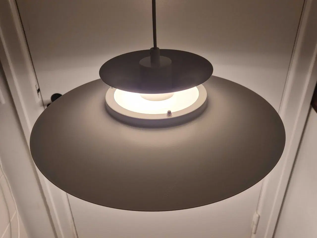 Billede 8 - Stor og smuk flerskærmspendel 