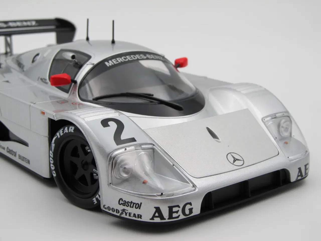 Billede 5 - 1990 Mercedes-Benz Sauber C9 V8 1 of 777 - 1:18 