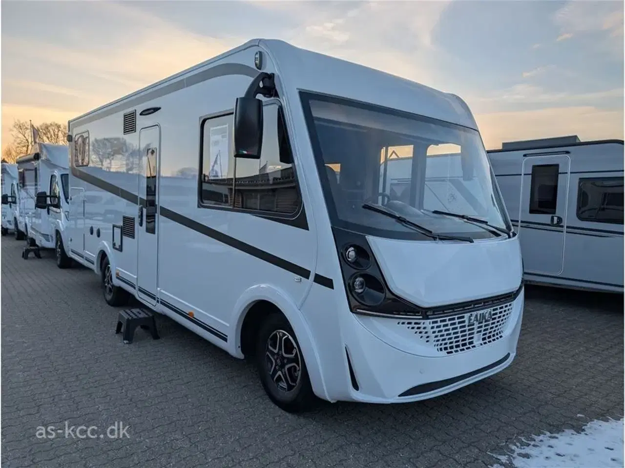 Billede 1 - 2026 - Laika Kosmo H 1409