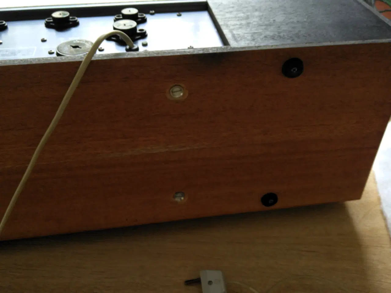 Billede 7 - Velholdt gammel FM-radio i palisander, B & O