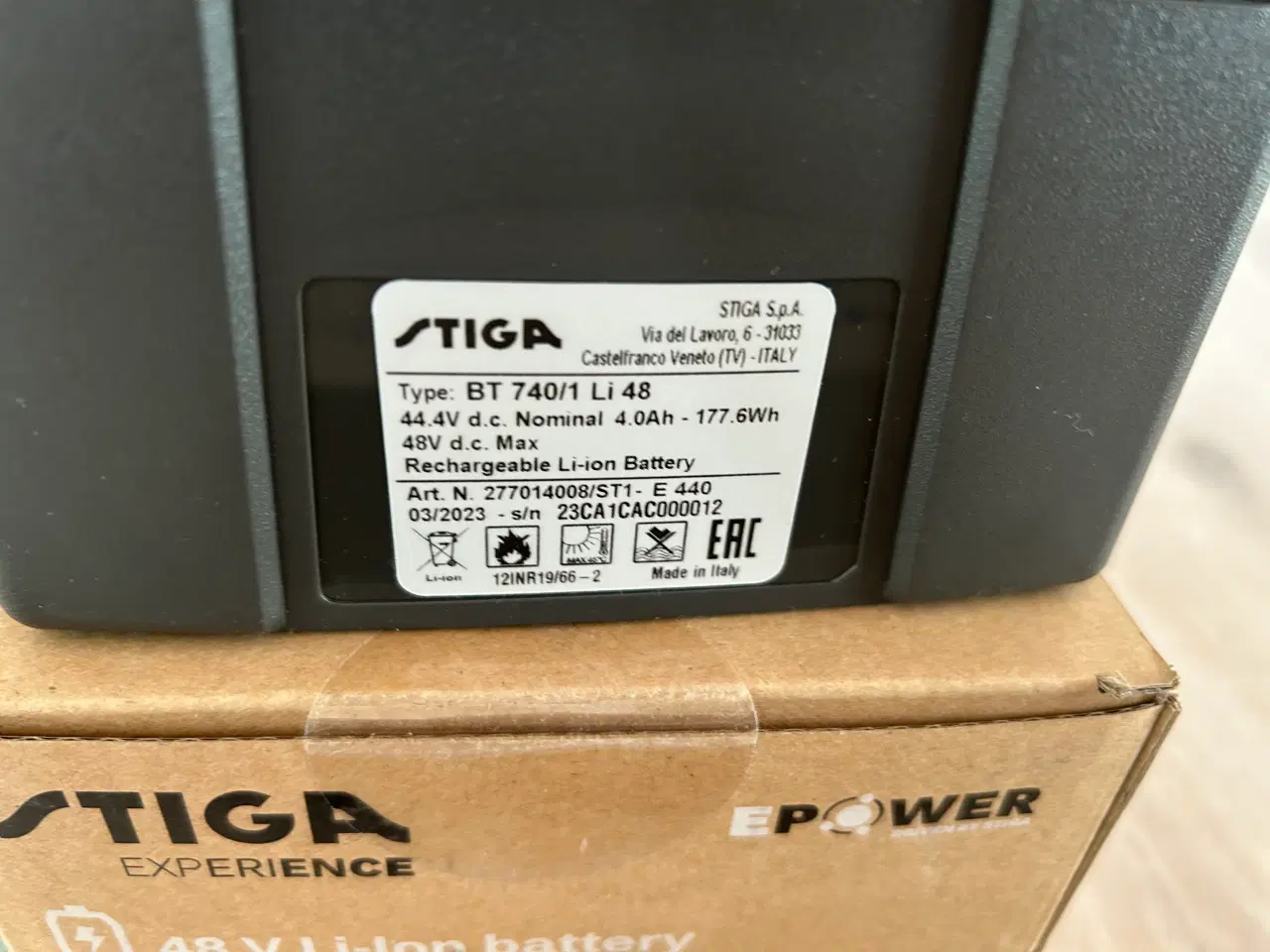 Billede 3 - Helt ny motorsav incl. 2 batterier og lader.