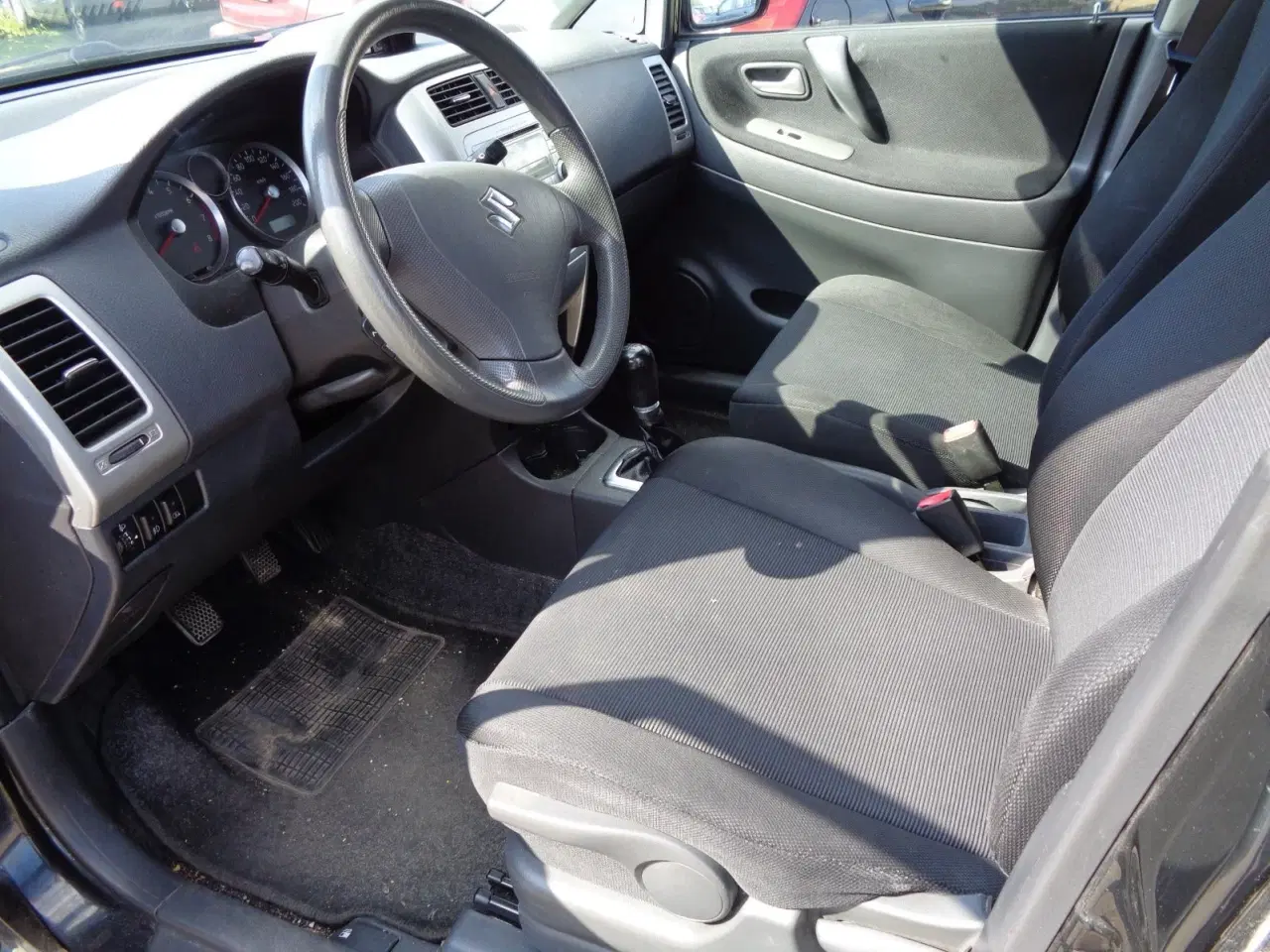 Billede 9 - Suzuki Liana 1,6 