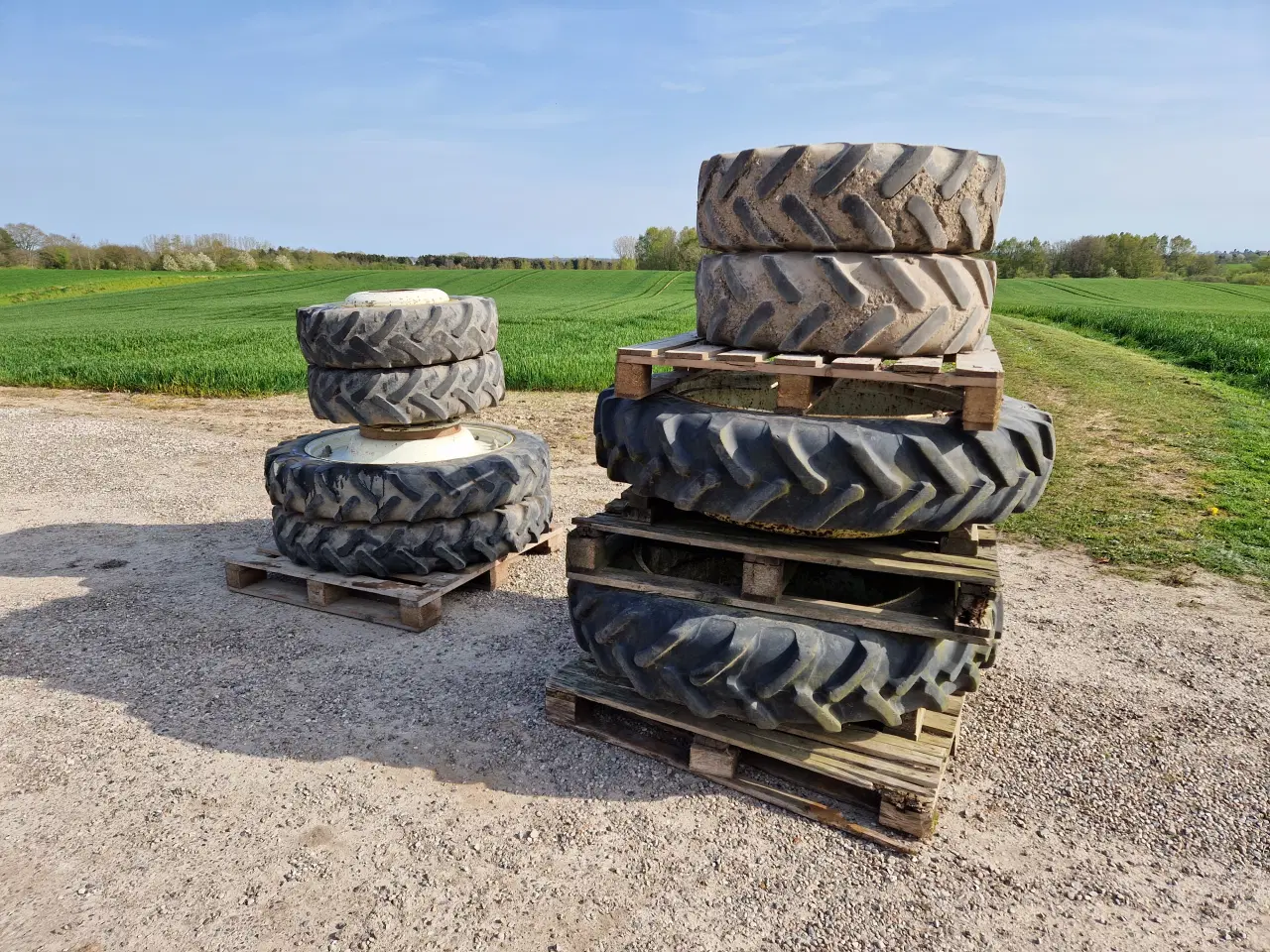 Billede 1 - Dæk og Fælge til New Holland TN75