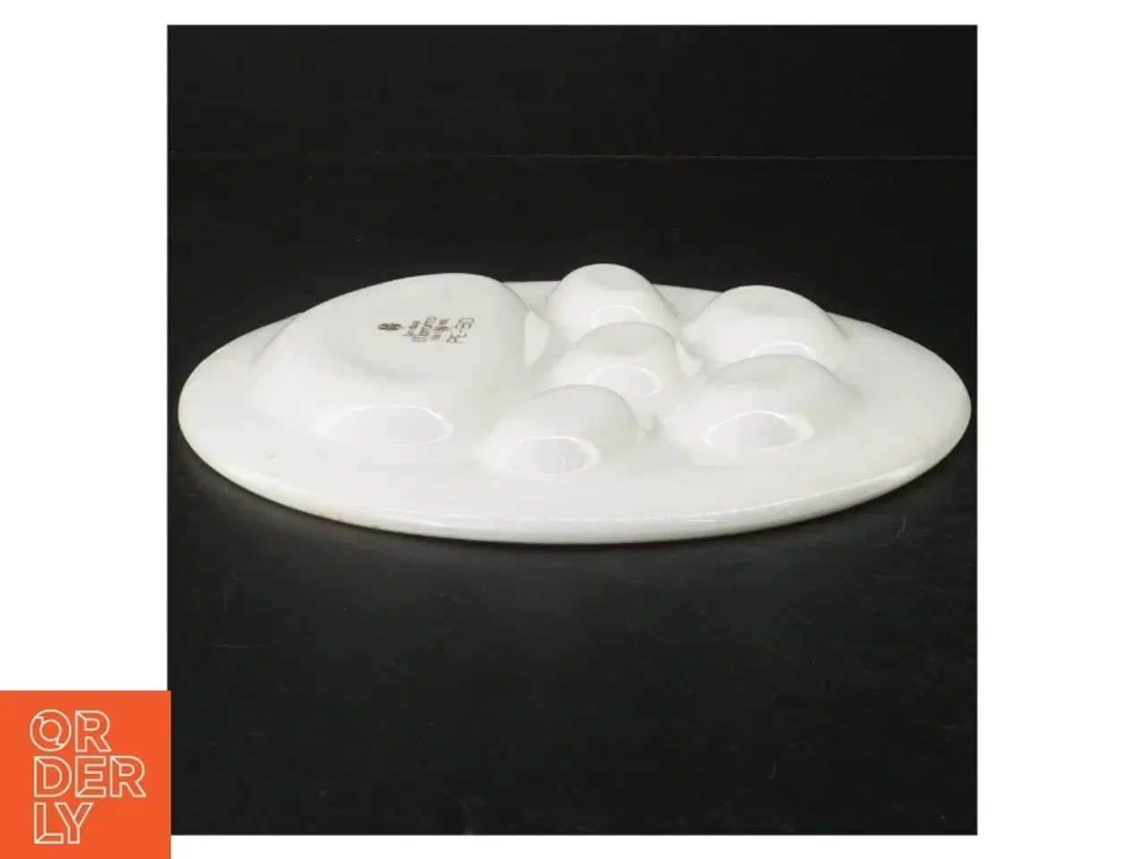 Billede 2 - Porcelæns fad med ruminddeling fra Turi-design (str. Ø. 23,5 cm)