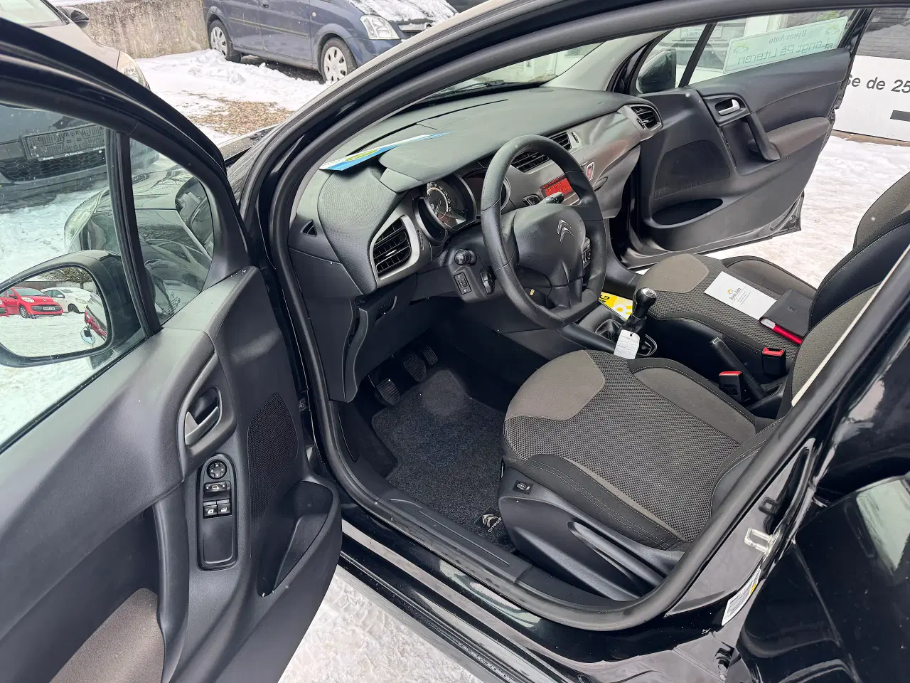 Billede 10 - Citroen C3 1.2 Nysyn Meget Pæn Billig