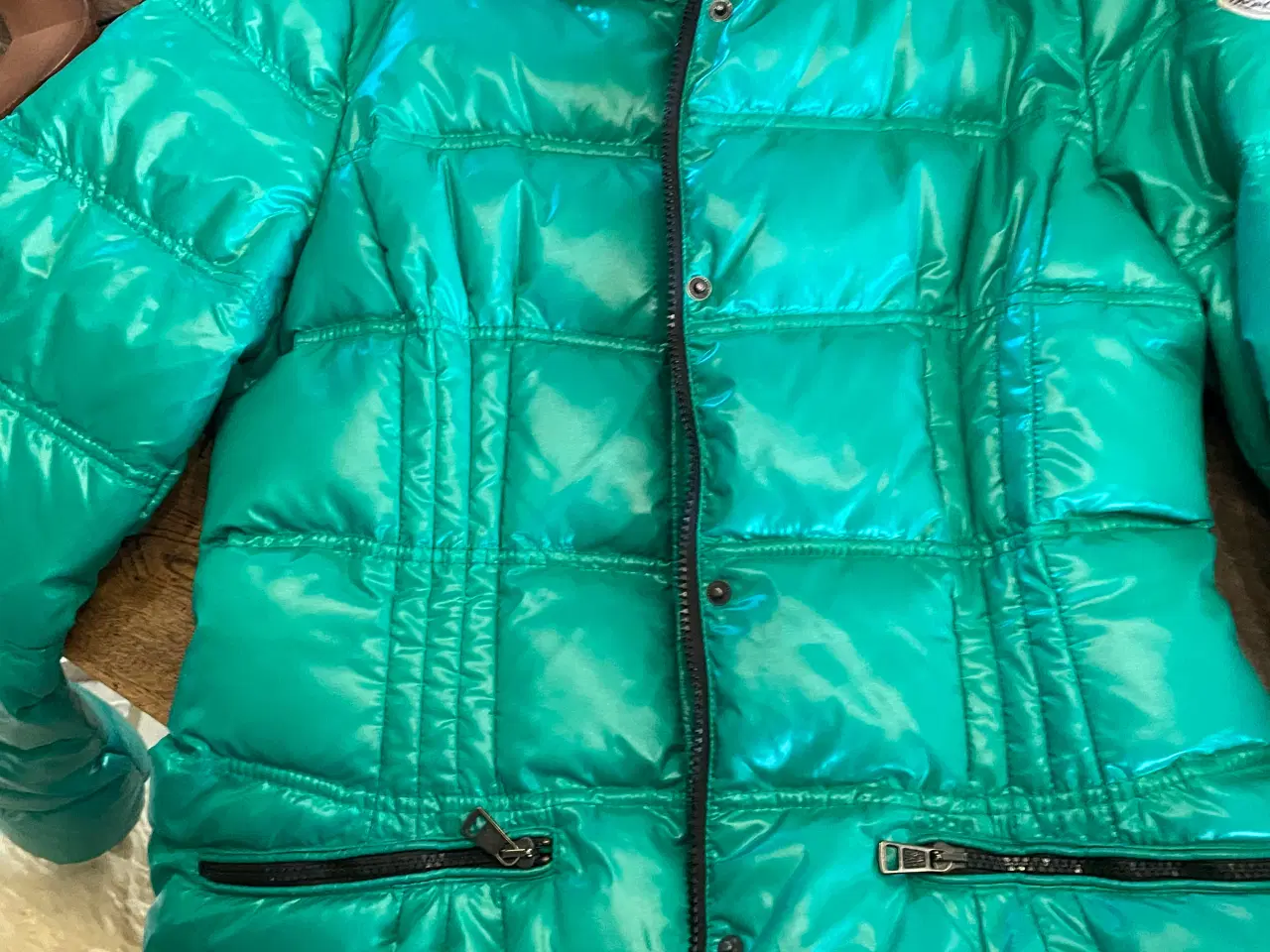 Billede 2 - Moncler vinterjakke str. 38 - 40