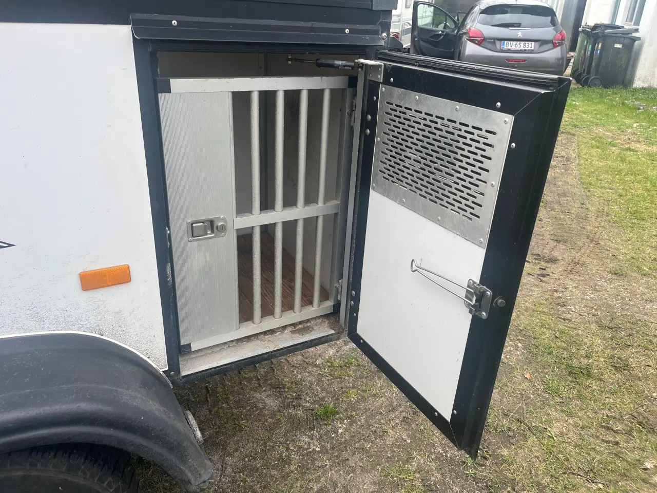 Billede 2 - Luksus hundetrailer til 4 hunde