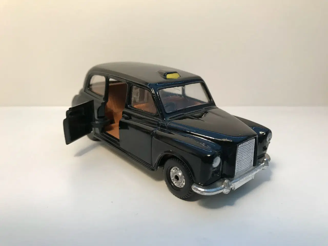 Billede 1 - London Taxi, Austin 1/36, Corgi Model