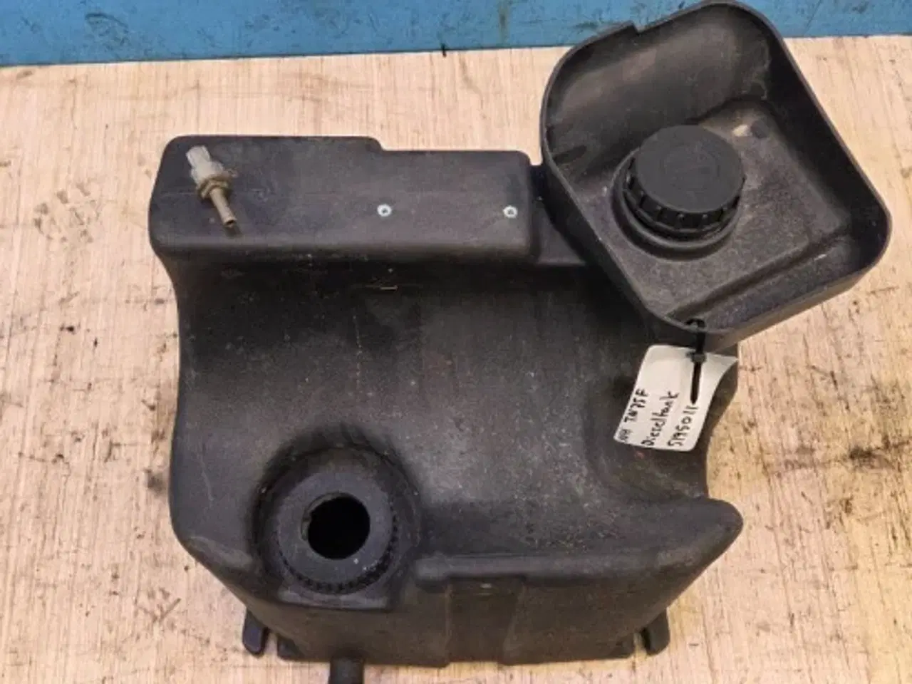 Billede 11 - New Holland TN75F Dieseltank 5195011