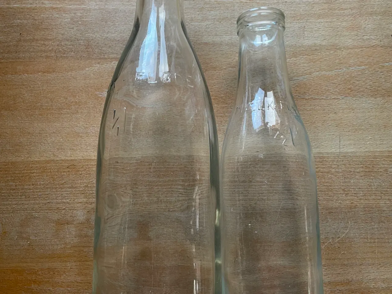Billede 2 - Mælkeflasker klare 2 stk