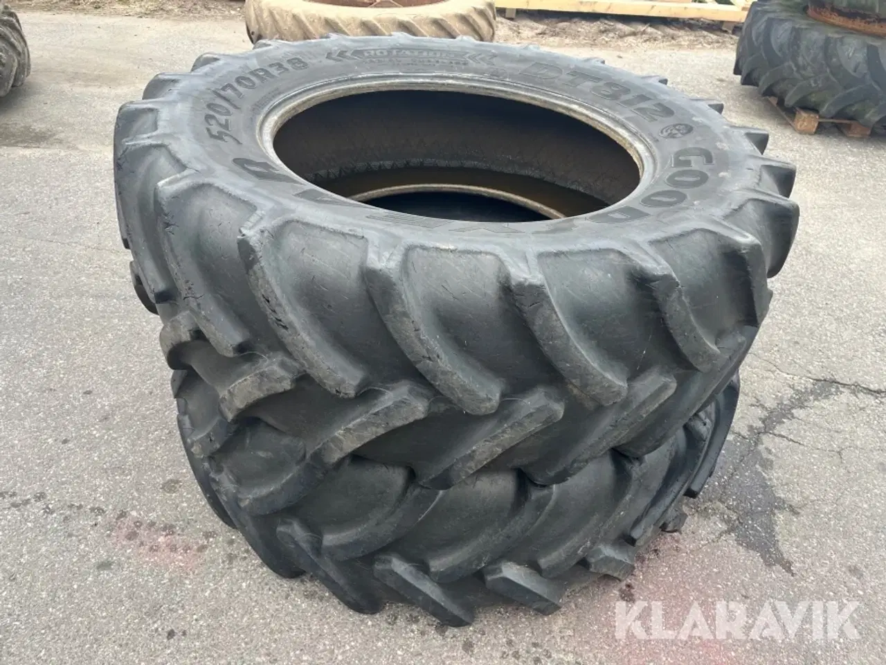 Billede 3 - Traktordæk Goodyear DT812 520/70R38