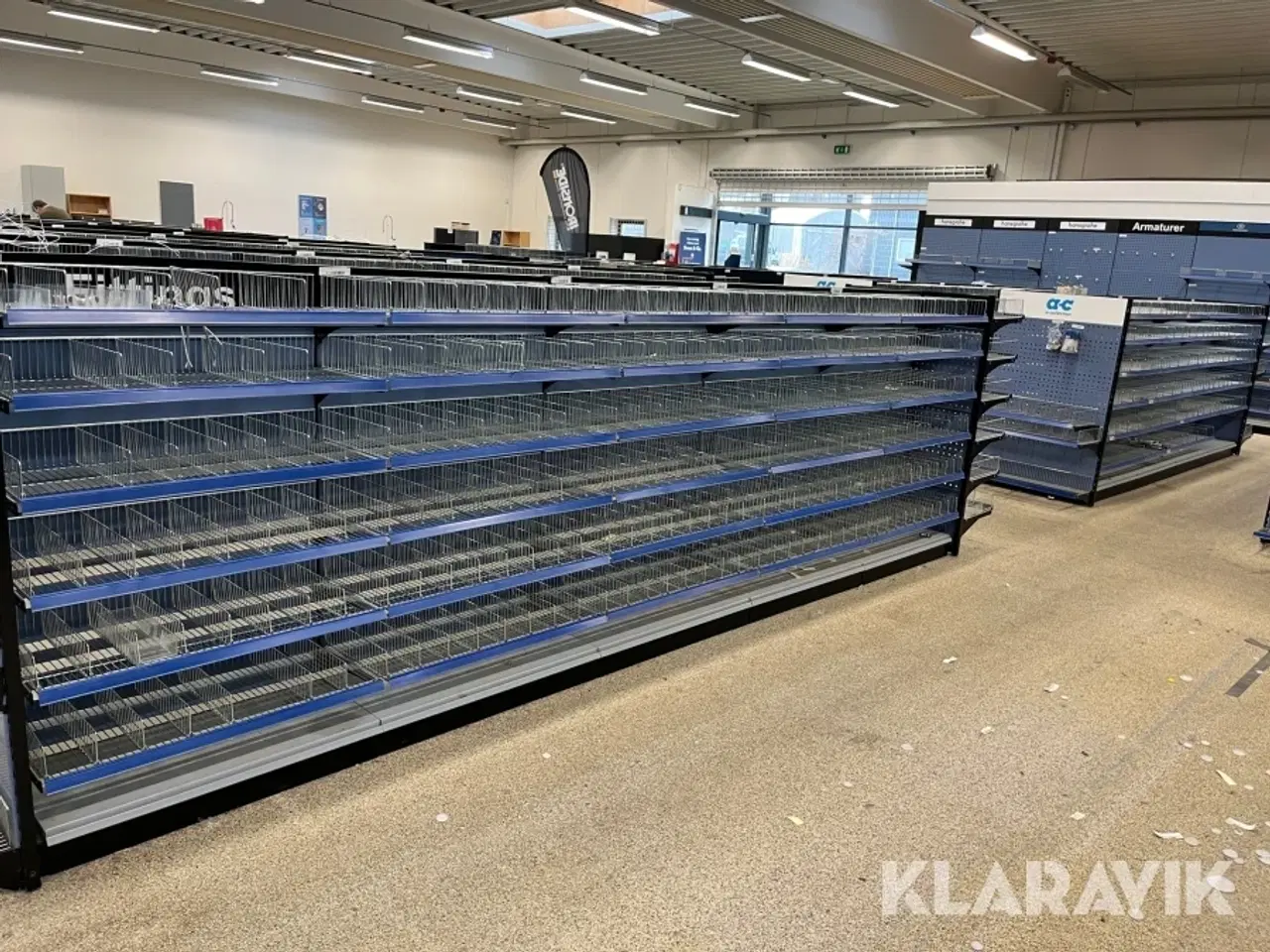 Billede 1 - Værksteds/butik inventar