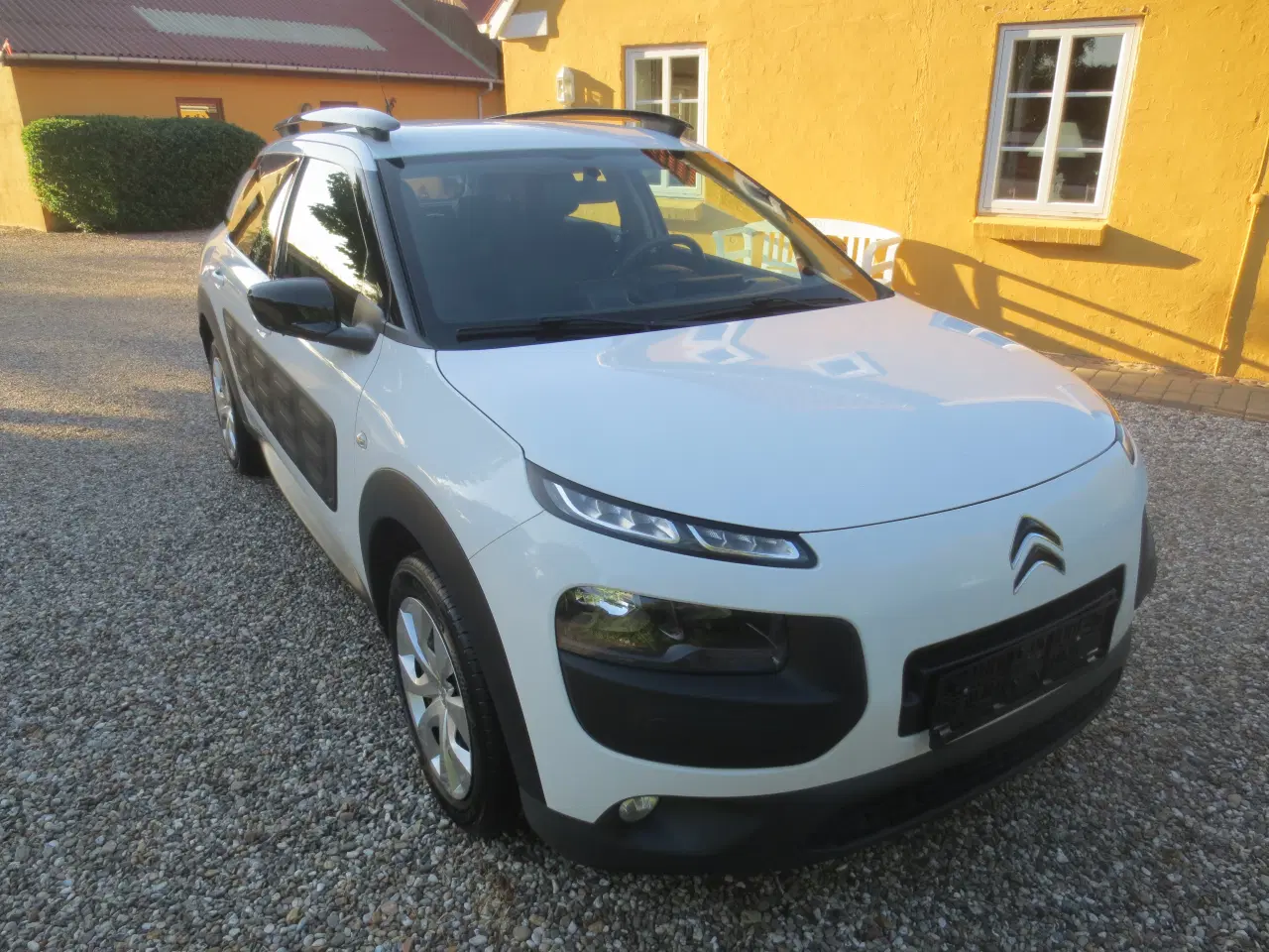 Billede 4 - Citroen C4 Cactus 1.2 i Km 144. År 2015. 