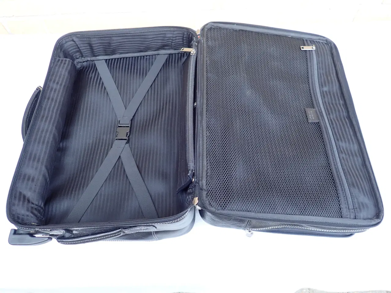 Billede 5 - Italiensk Vera Pelle rejsetaske med 2 hjul