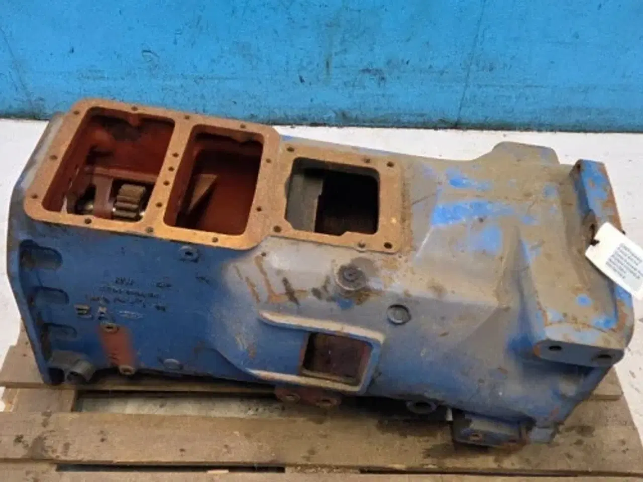 Billede 2 - Ford 8210 Gearkasse Hus E2NN7006EA