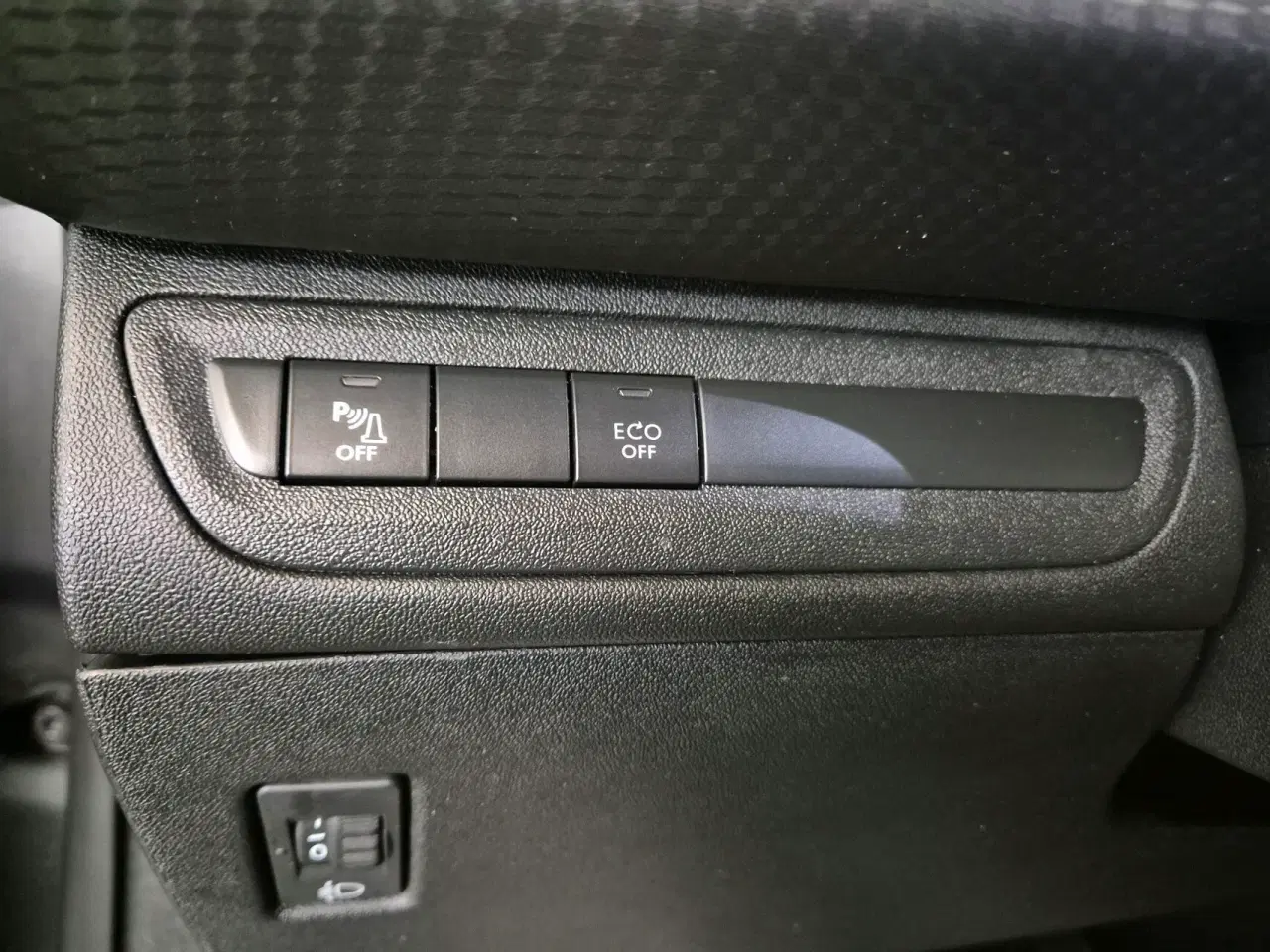 Billede 15 - Peugeot 208 1,6 BlueHDi Allure Sky 100HK 5d