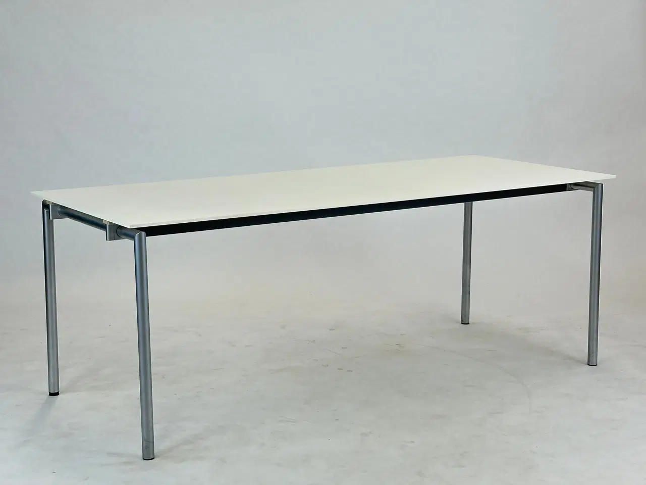 Billede 1 - Foldbart Bord