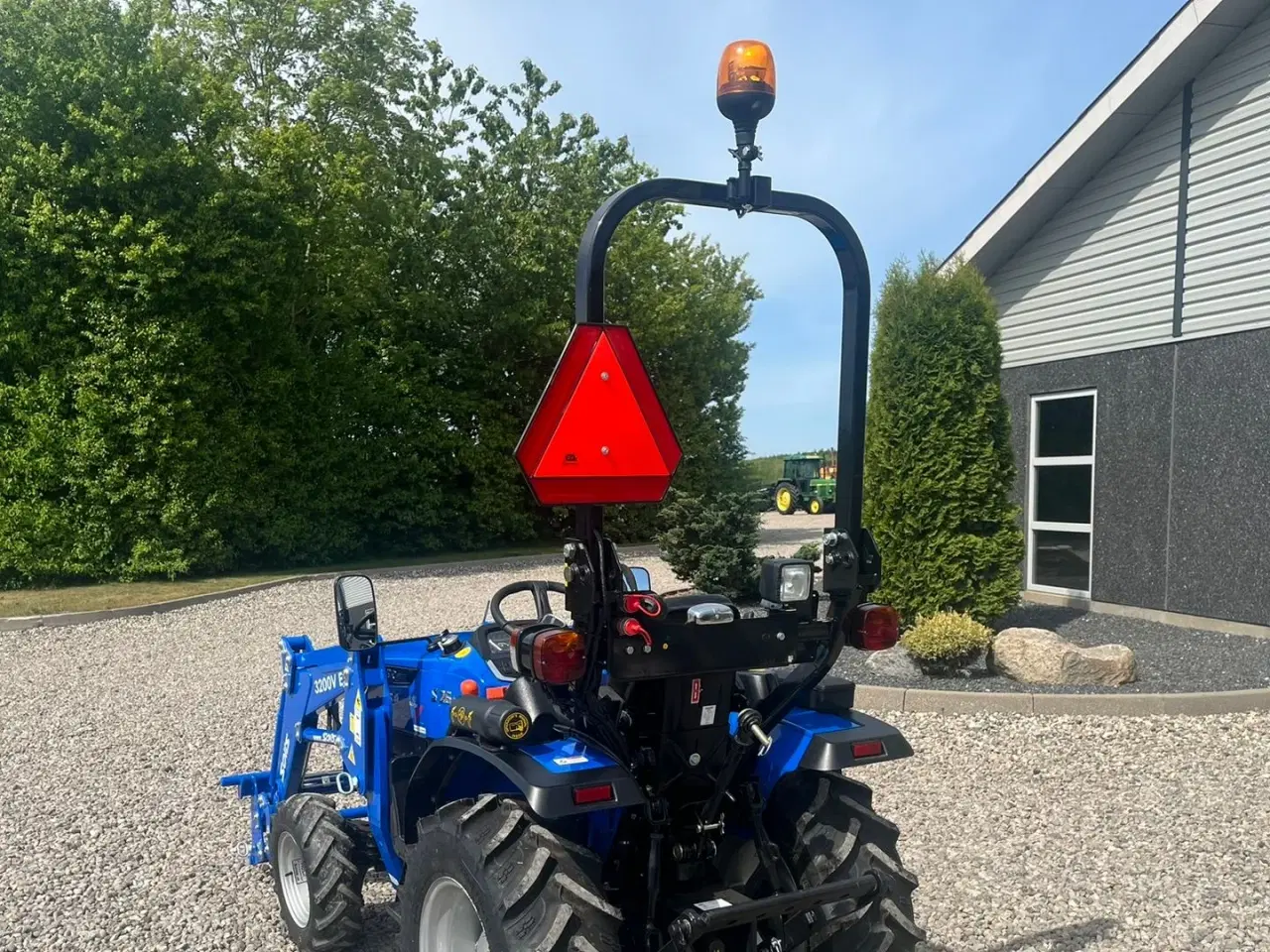 Billede 16 - Solis S26 6+2 gearmaskine med Fuldhydraulisk frontlæsser