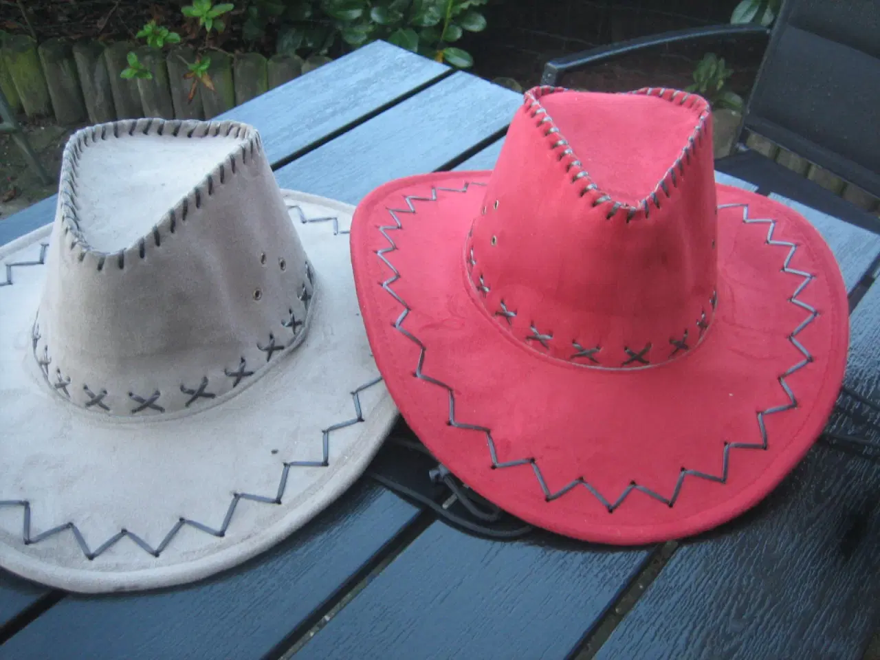 Billede 2 -   Cowboy hatte nye,sælges