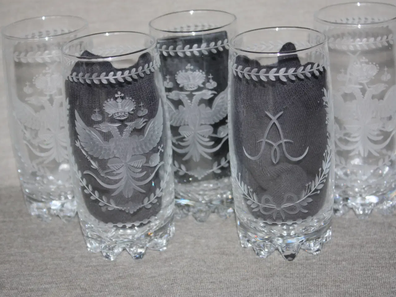 Billede 2 - Unikke russiske hånddekorerede glas sælges