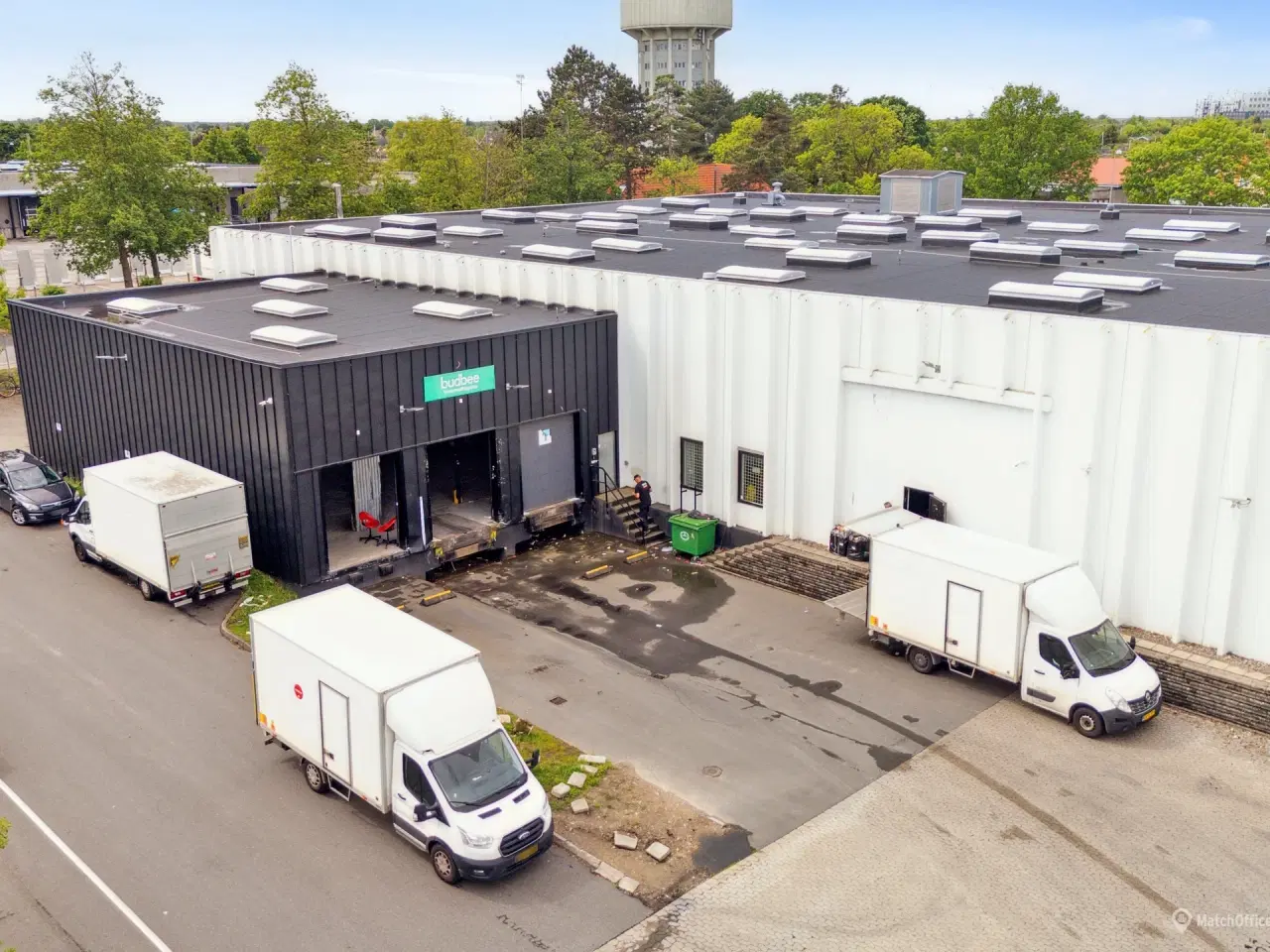 Billede 25 - Højloftet lager med lille kontor og god tilgængelighed